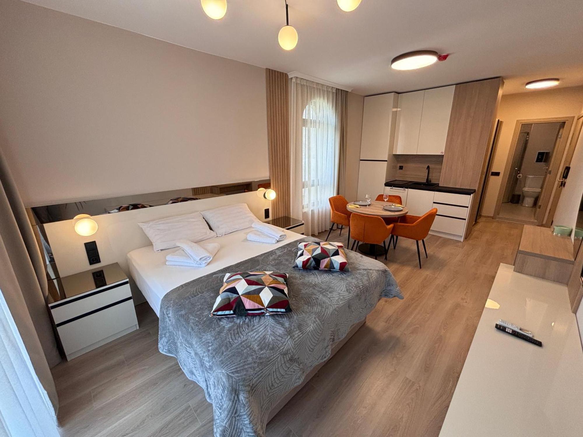 Sorrento - Menada Apartments Свети-Влас Экстерьер фото